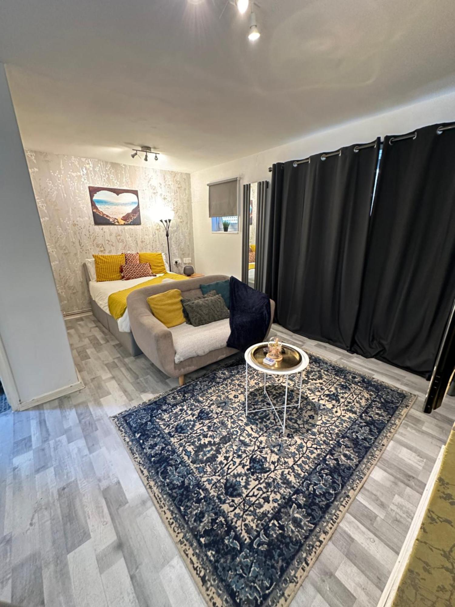 Studio Apartment In London, Bethnal Green Exterior photo