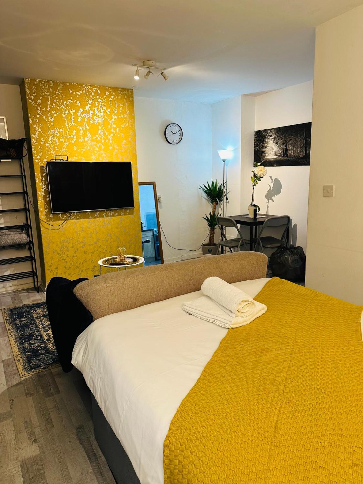 Studio Apartment In London, Bethnal Green Exterior photo