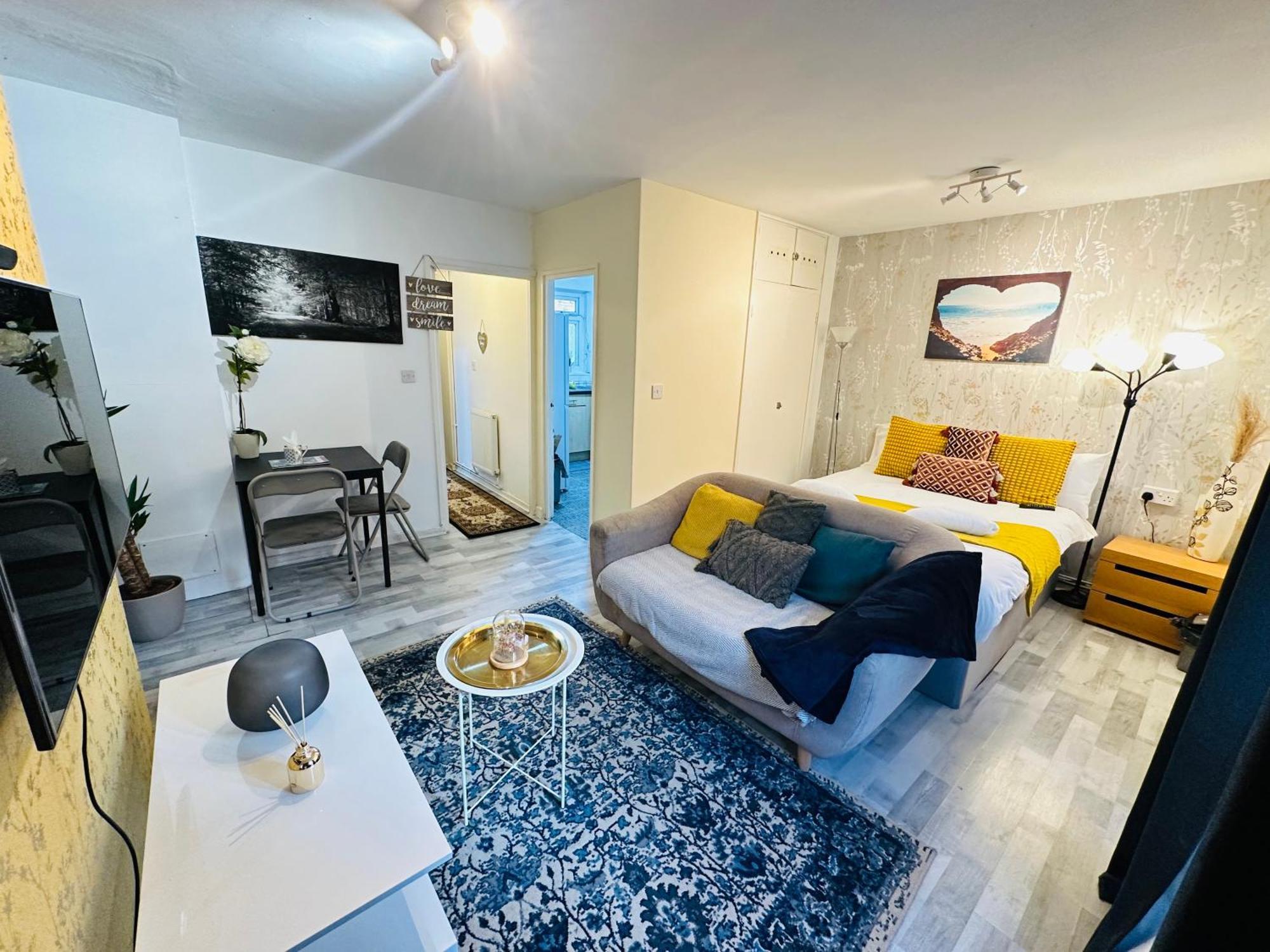 Studio Apartment In London, Bethnal Green Exterior photo